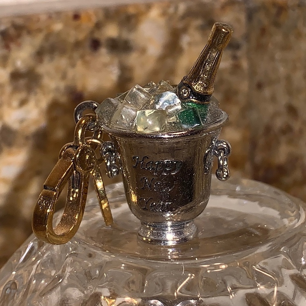Juicy Couture champagne ice bucket Happy New Year limited edition charm 2010